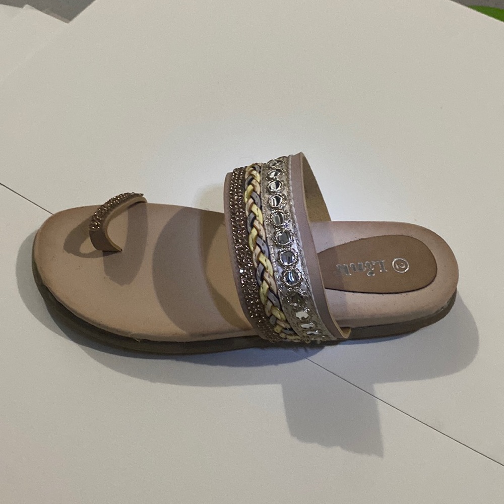 Girl sandals size 2